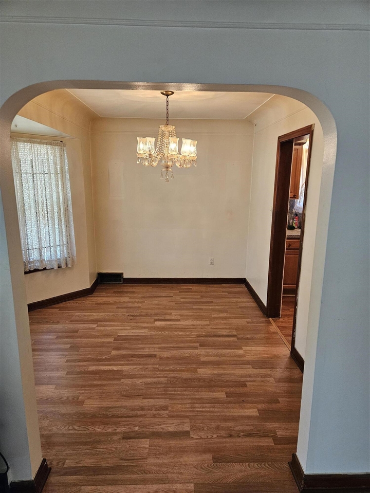 15237 Carlisle Street Property Photo 5