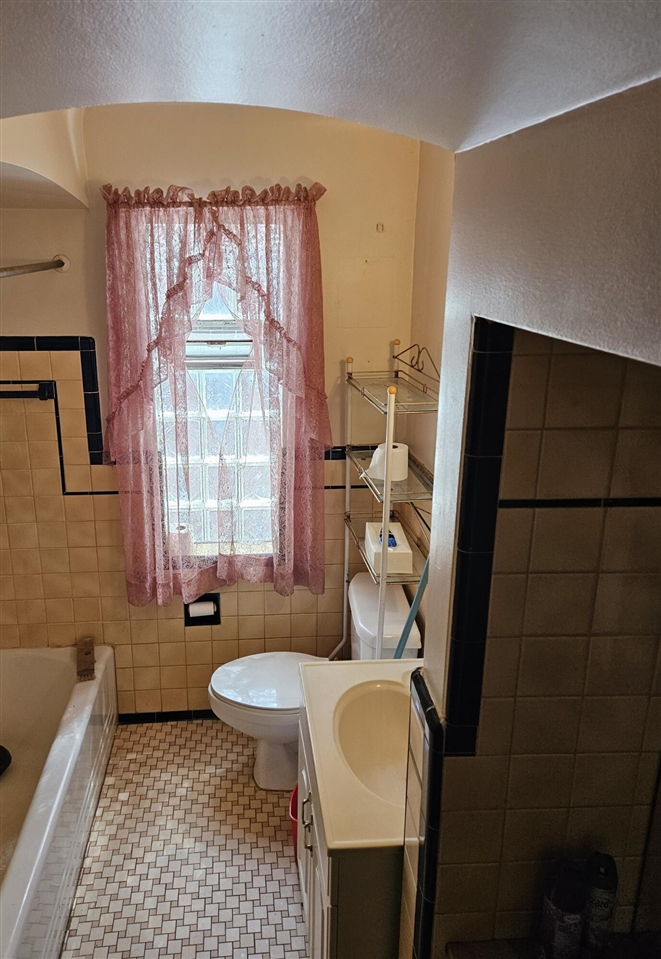 15237 Carlisle Street Property Photo 6