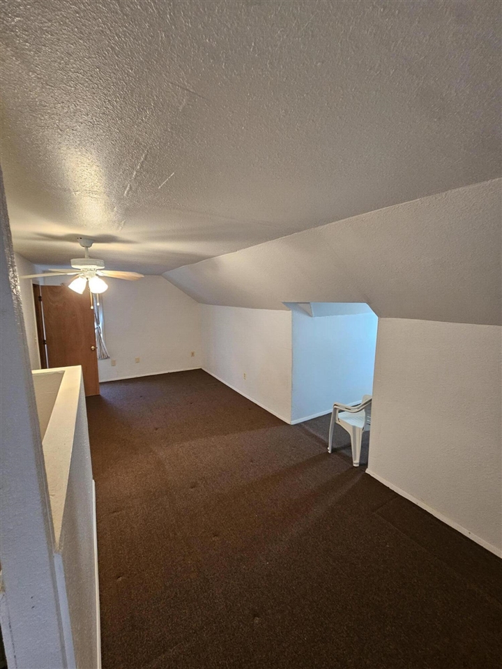 15237 Carlisle Street Property Photo 7
