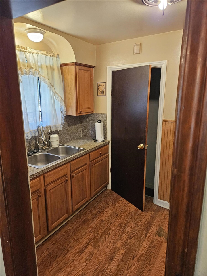 15237 Carlisle Street Property Photo 10