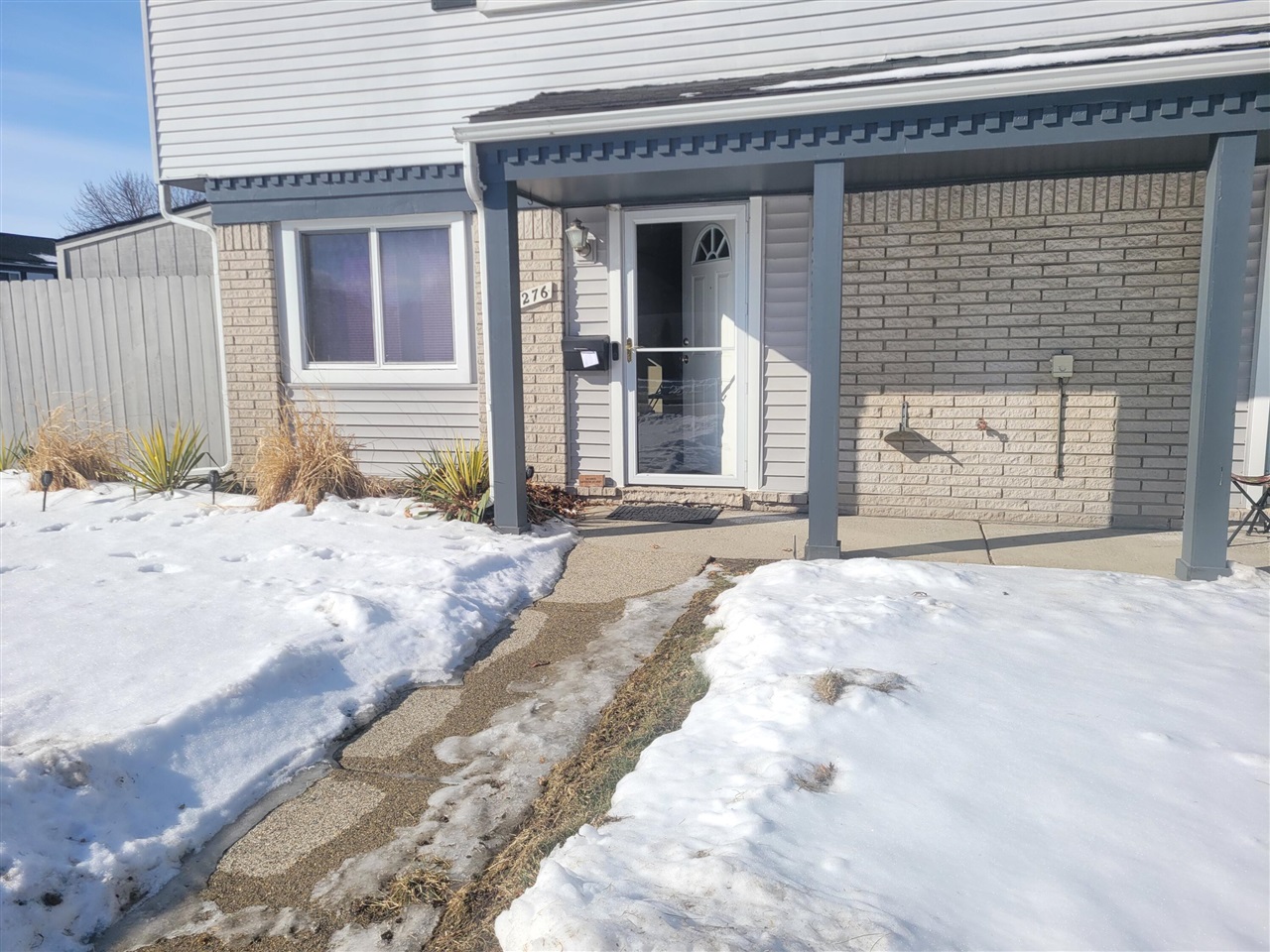 41276 N Woodbury Green Drive Property Photo 2