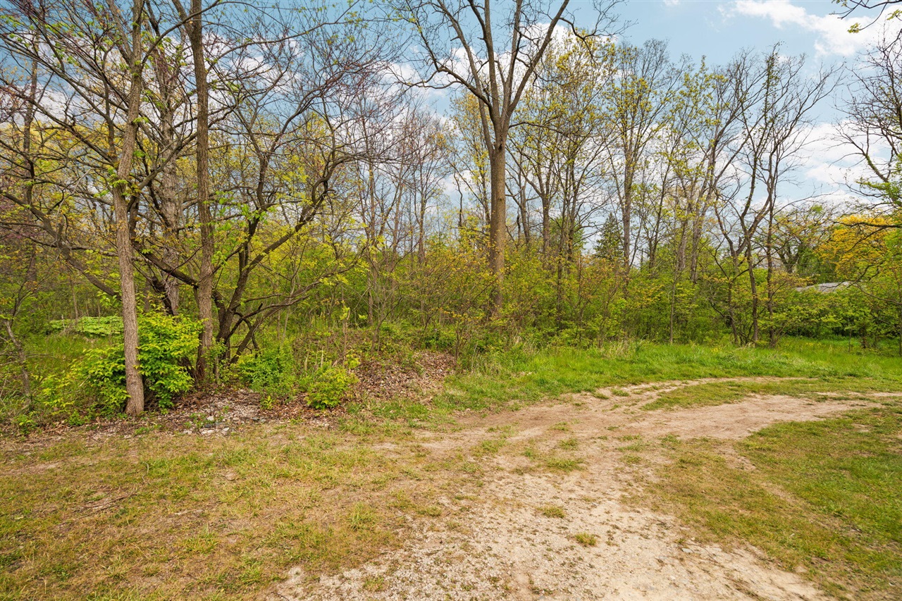 2203 Hickman Road Property Photo 42