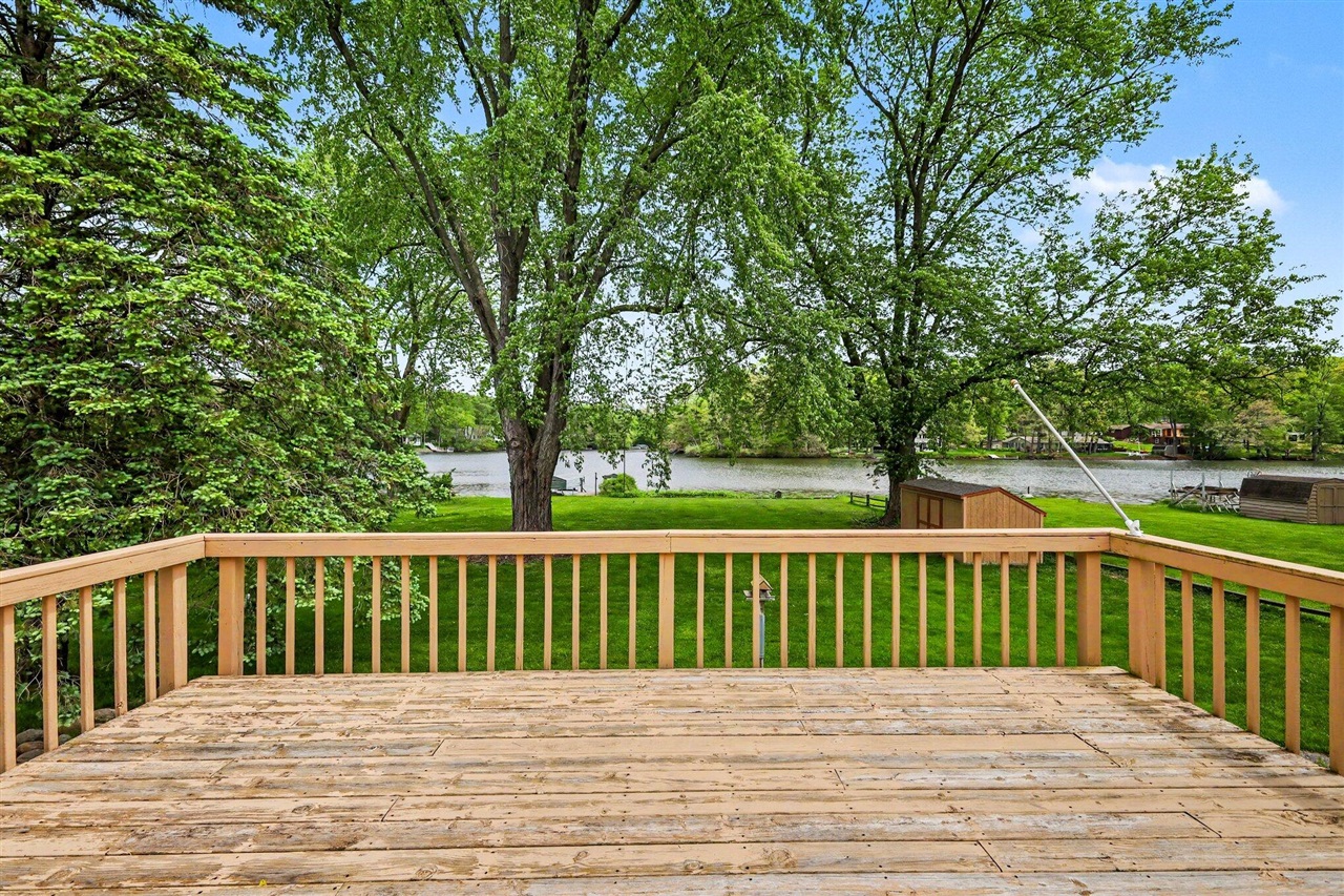 4896 Sequoia Drive Property Photo 6