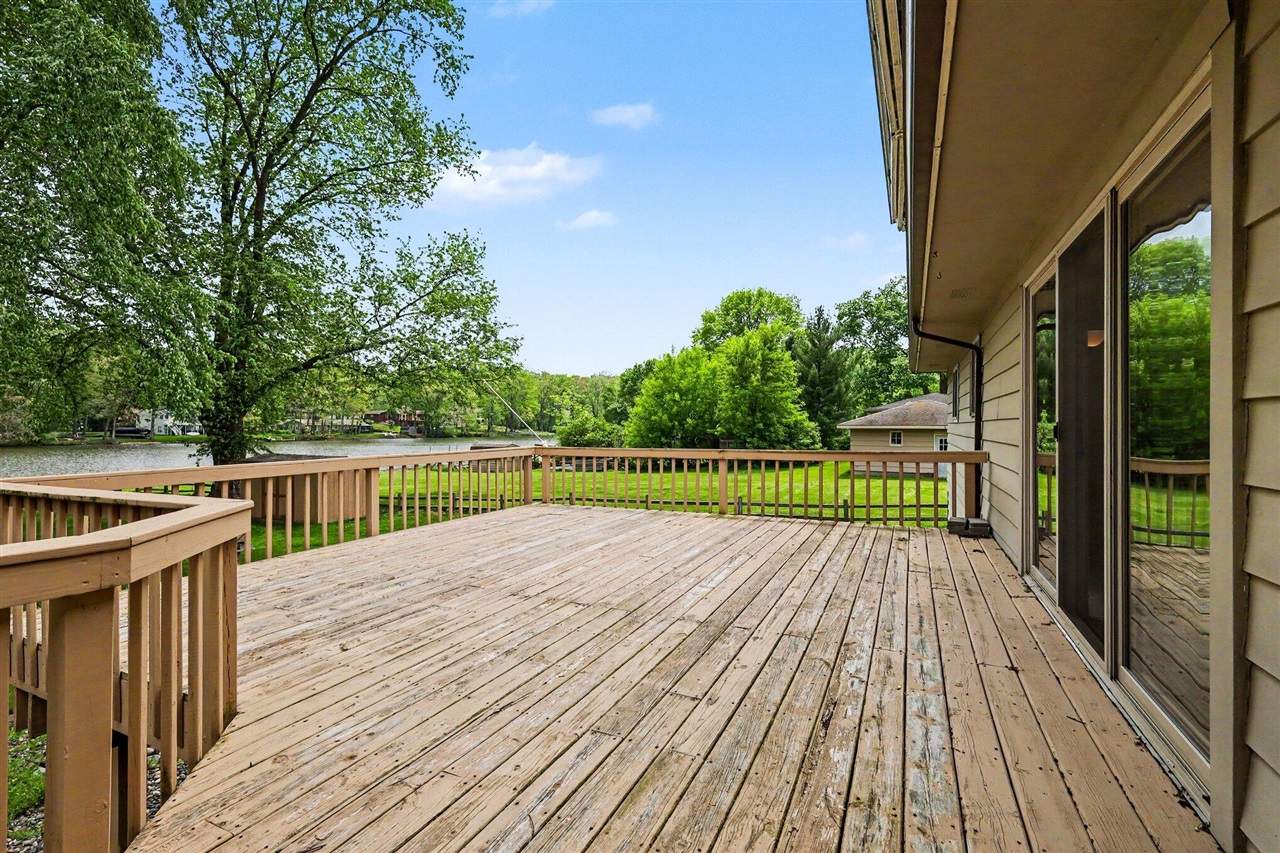 4896 Sequoia Drive Property Photo 16