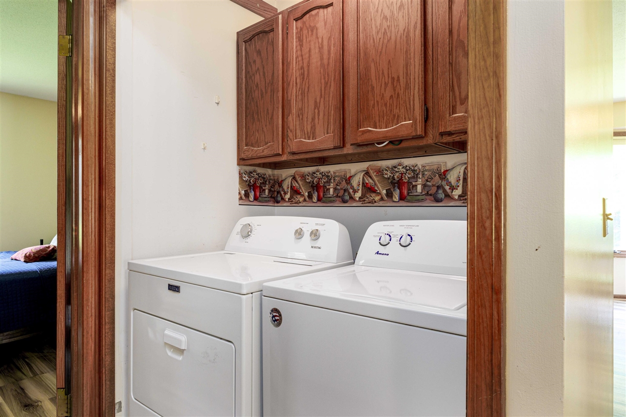 11279 Whispering Creek Drive Property Photo 18