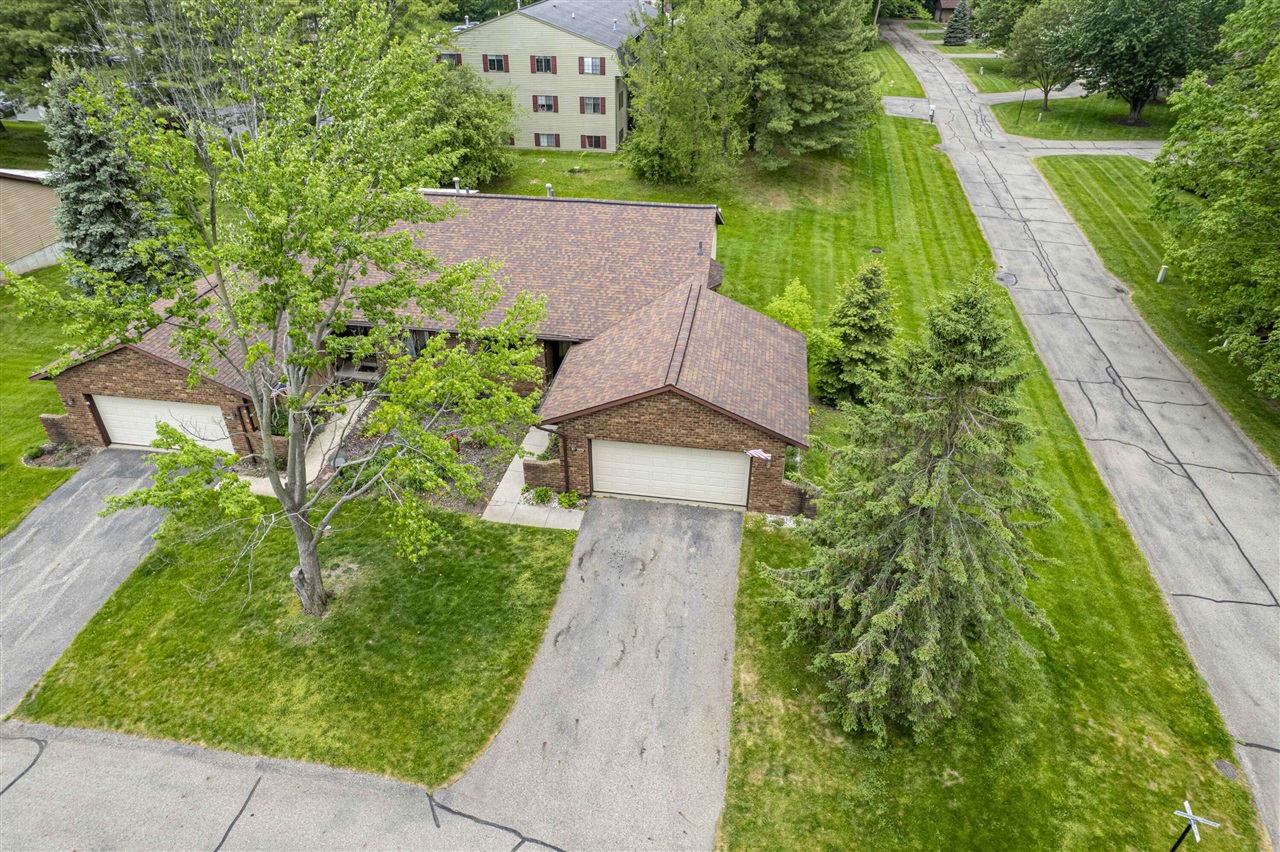 11279 Whispering Creek Drive Property Photo 24