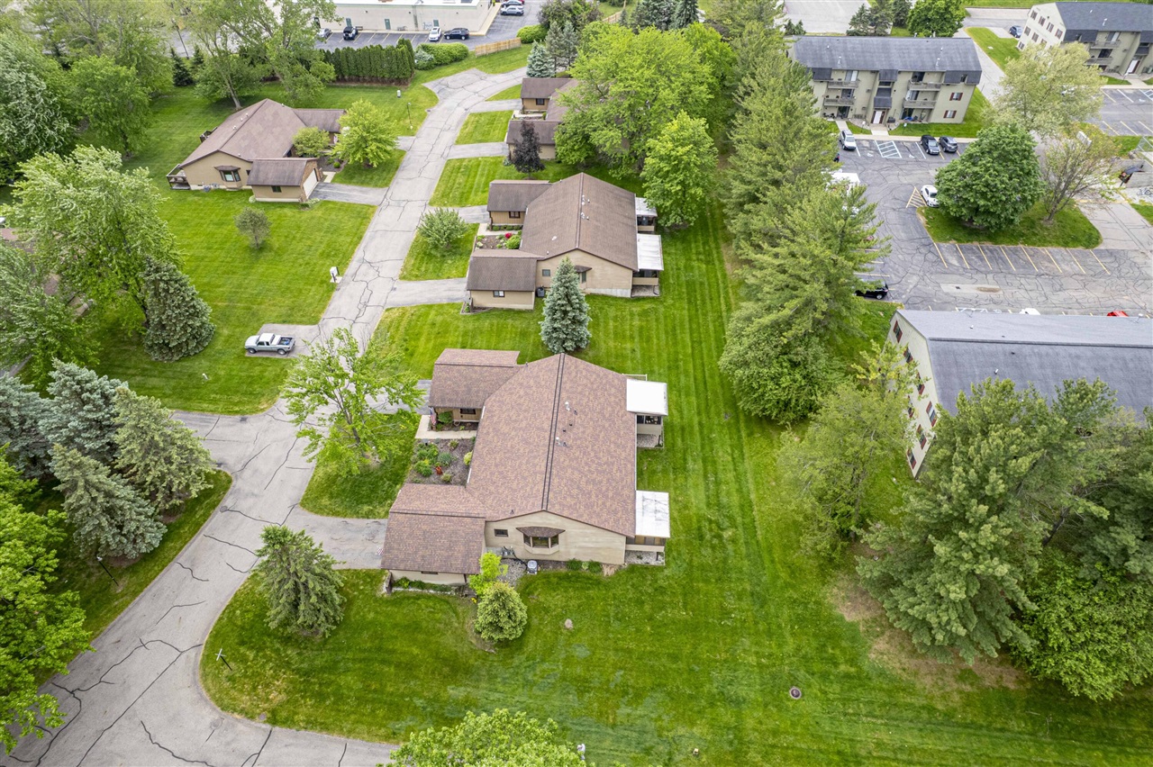 11279 Whispering Creek Drive Property Photo 32