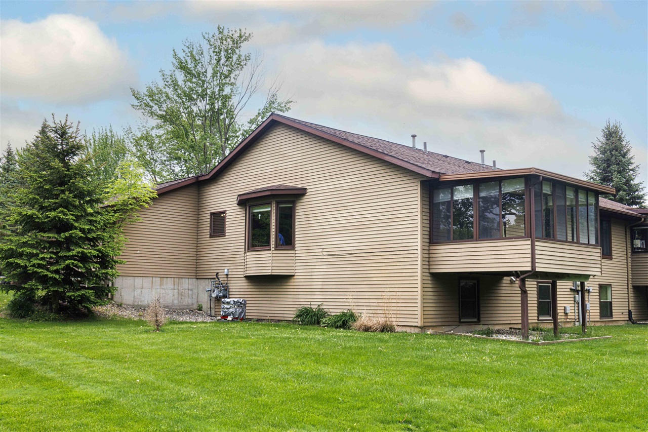 11279 Whispering Creek Drive Property Photo 33