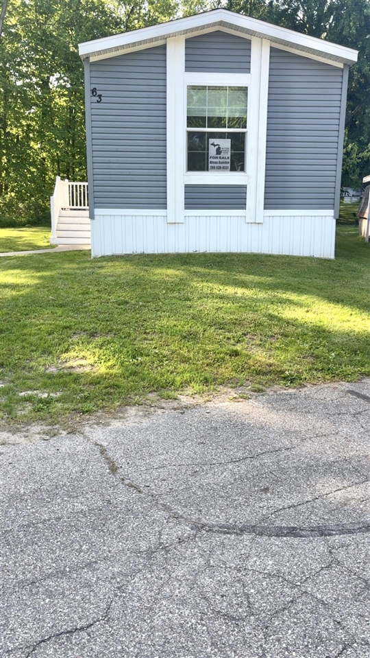 7604 Red Arrow Highway Property Photo 2