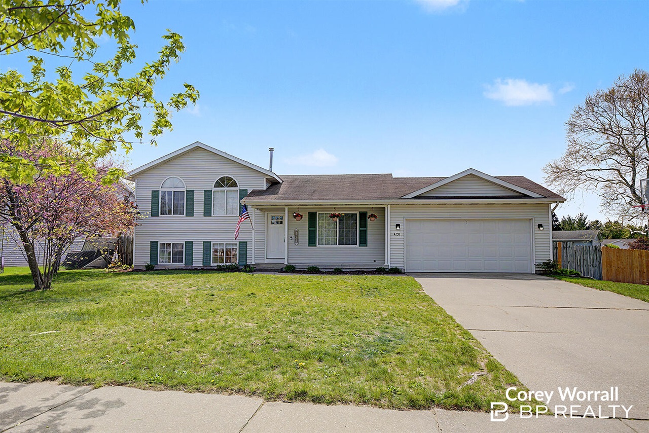 428 Sunbrook Street Property Photo 1