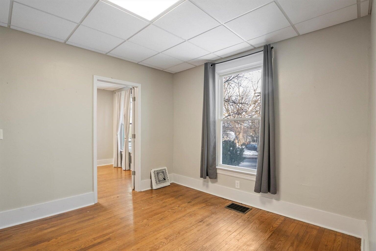 701 Washtenaw Avenue Property Photo 12