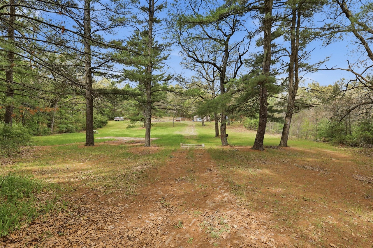 4143 S Pine Avenue Property Photo 1
