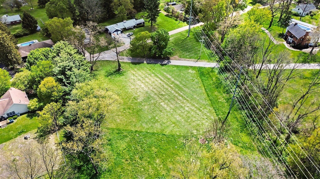 V/l Wesaw Road Property Photo 5