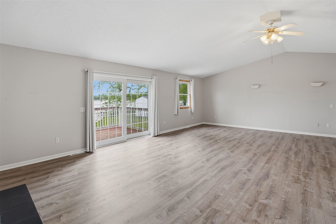 3571 Case Drive Property Photo 25