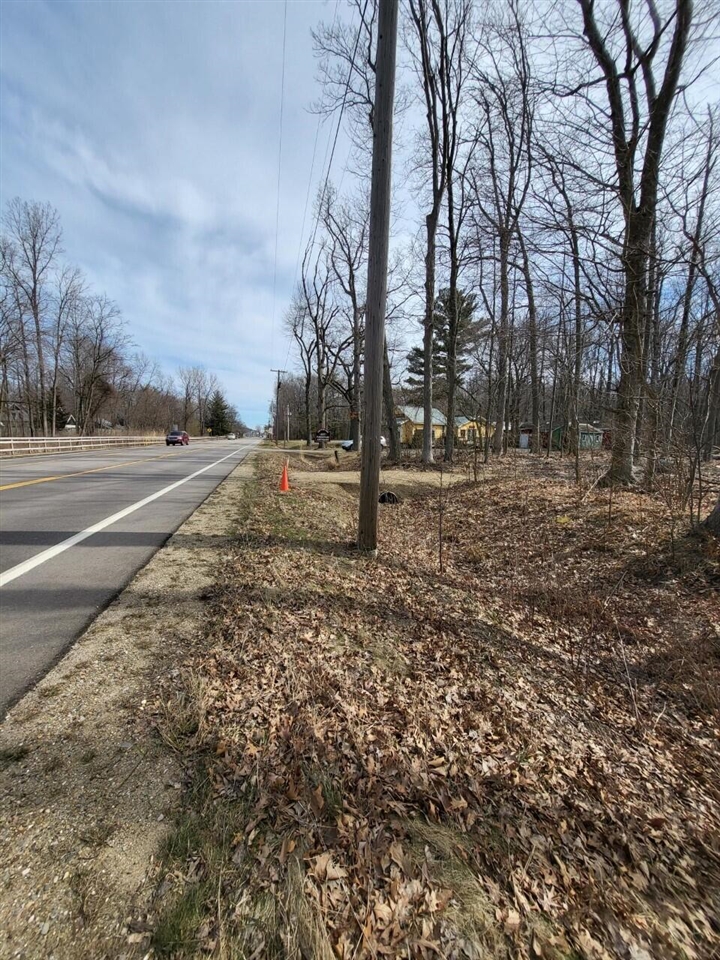 16351 Red Arrow Highway Property Photo 18