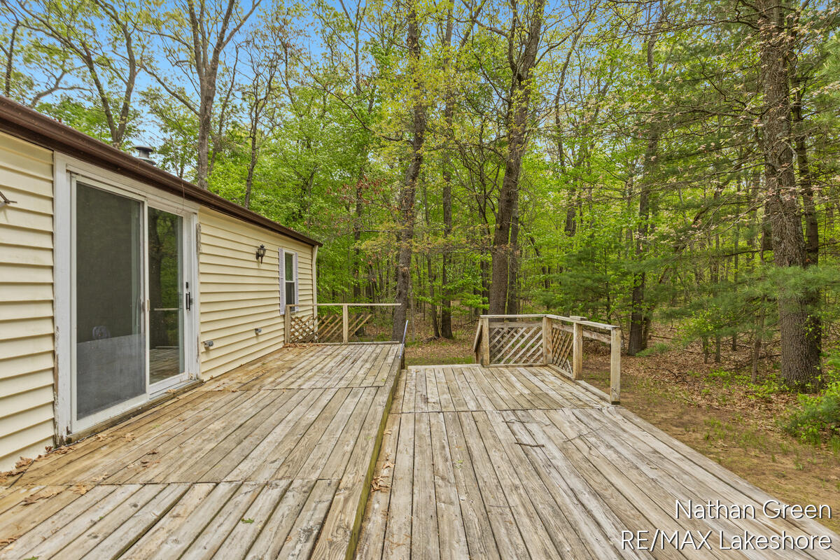 957 Maple Street Property Photo 19