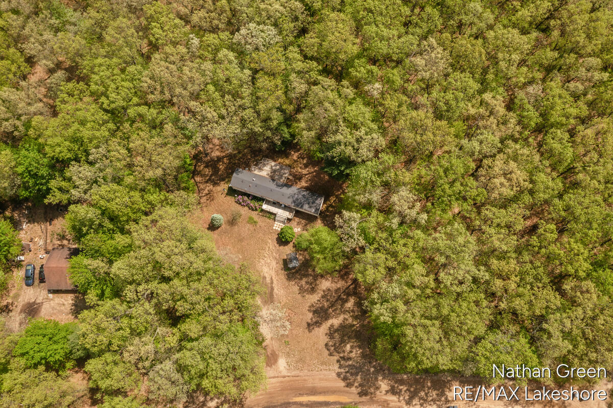 957 Maple Street Property Photo 26