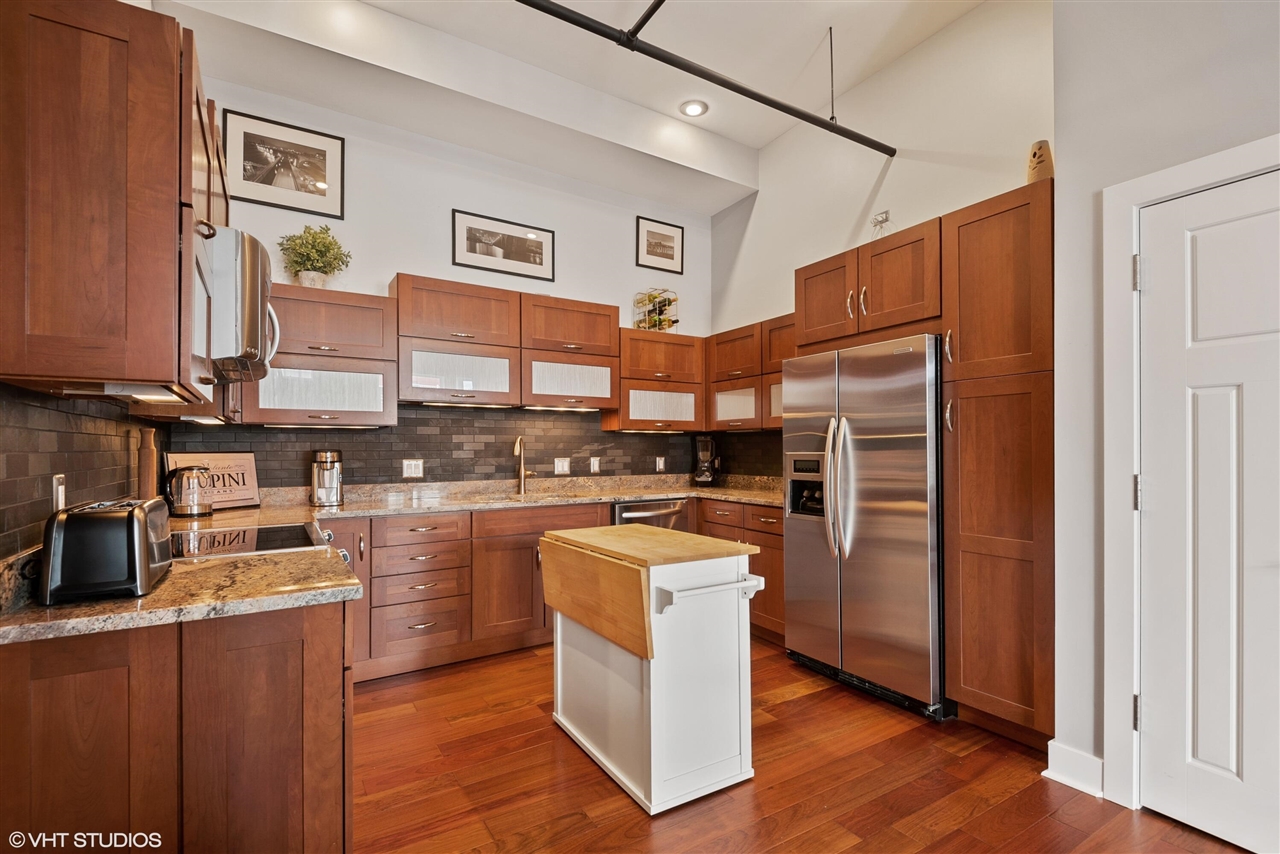 403 State Street Property Photo 13