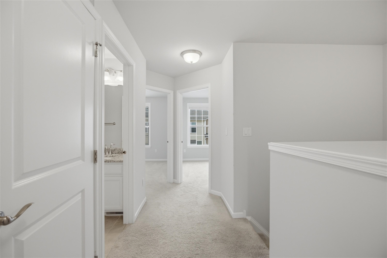 2780 Ashcombe Drive Property Photo 20