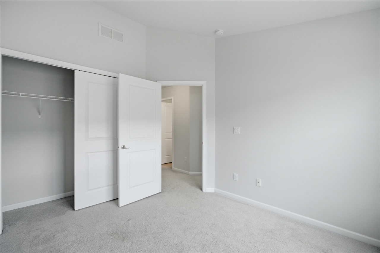 2780 Ashcombe Drive Property Photo 22
