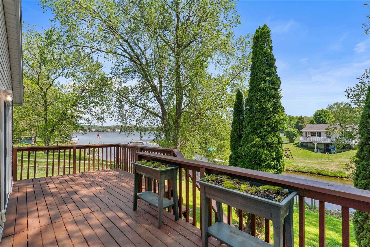 4330 Dawn Drive Property Photo 4