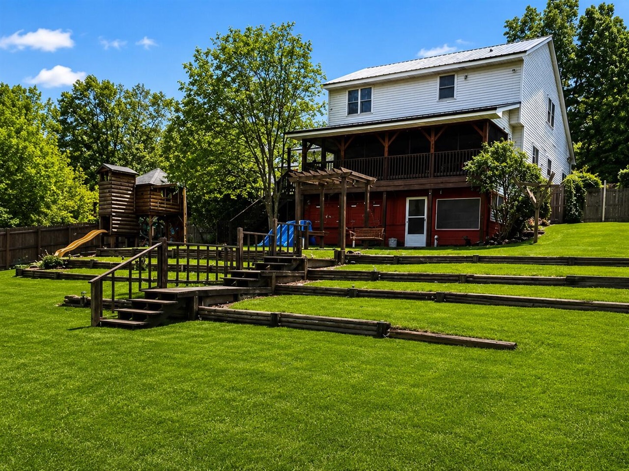 12177 Reyburn Drive Property Photo 4