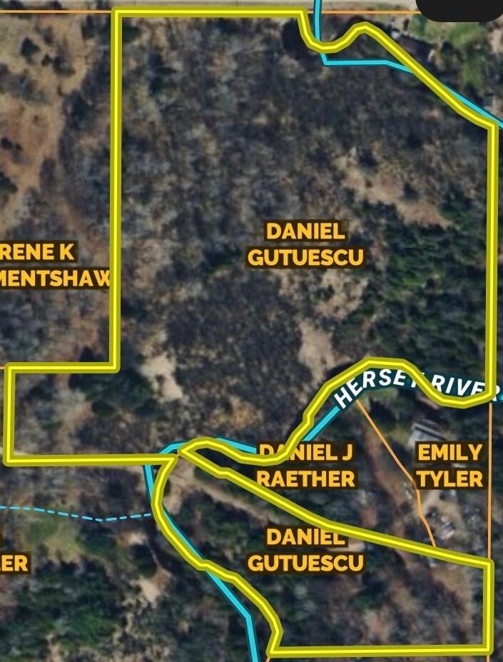 22361 9 Mile Road Property Photo 1