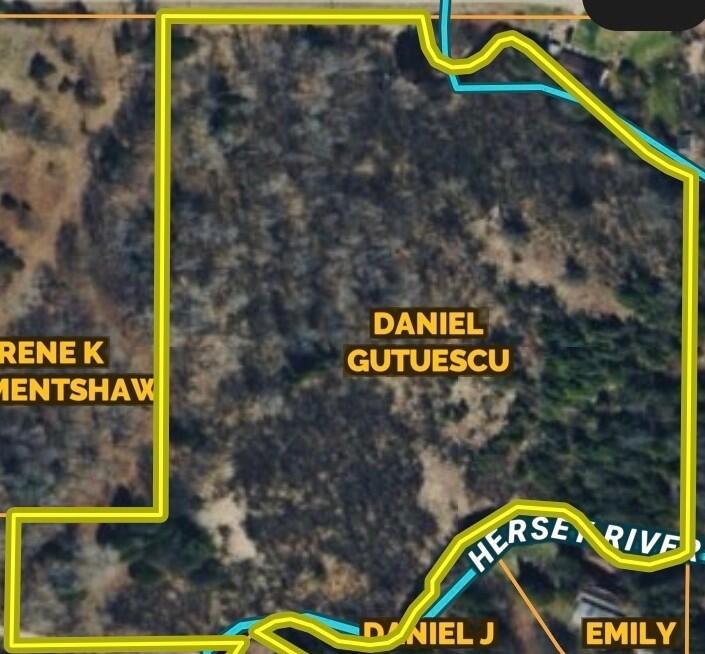 22361 9 Mile Road Property Photo 2