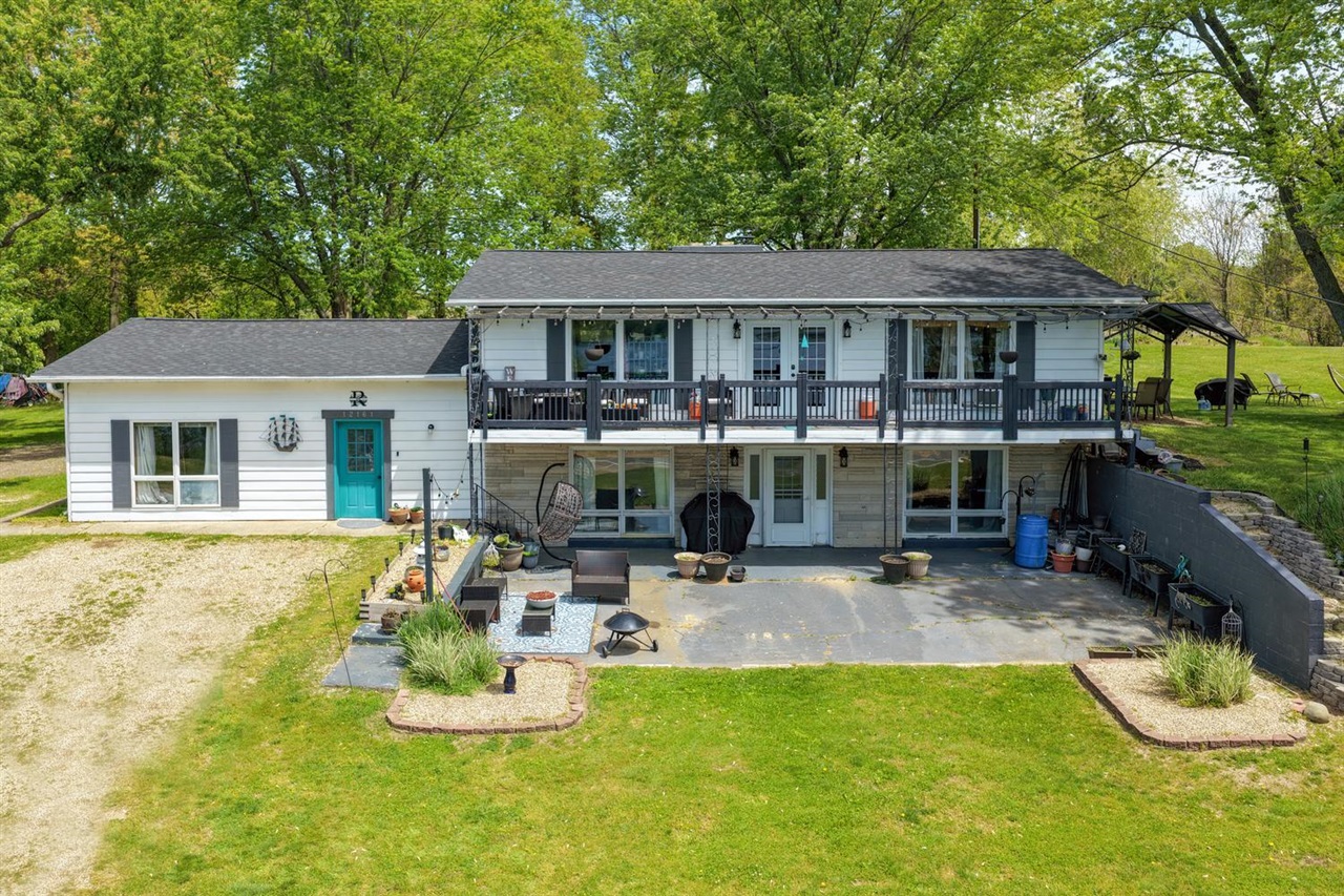 12161 Bair Lake Street Property Photo 1