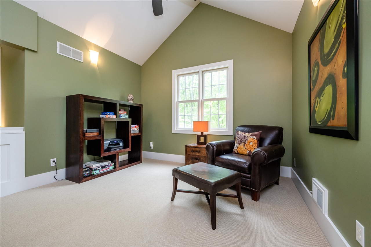 6482 Sweetbriar Court Property Photo 31