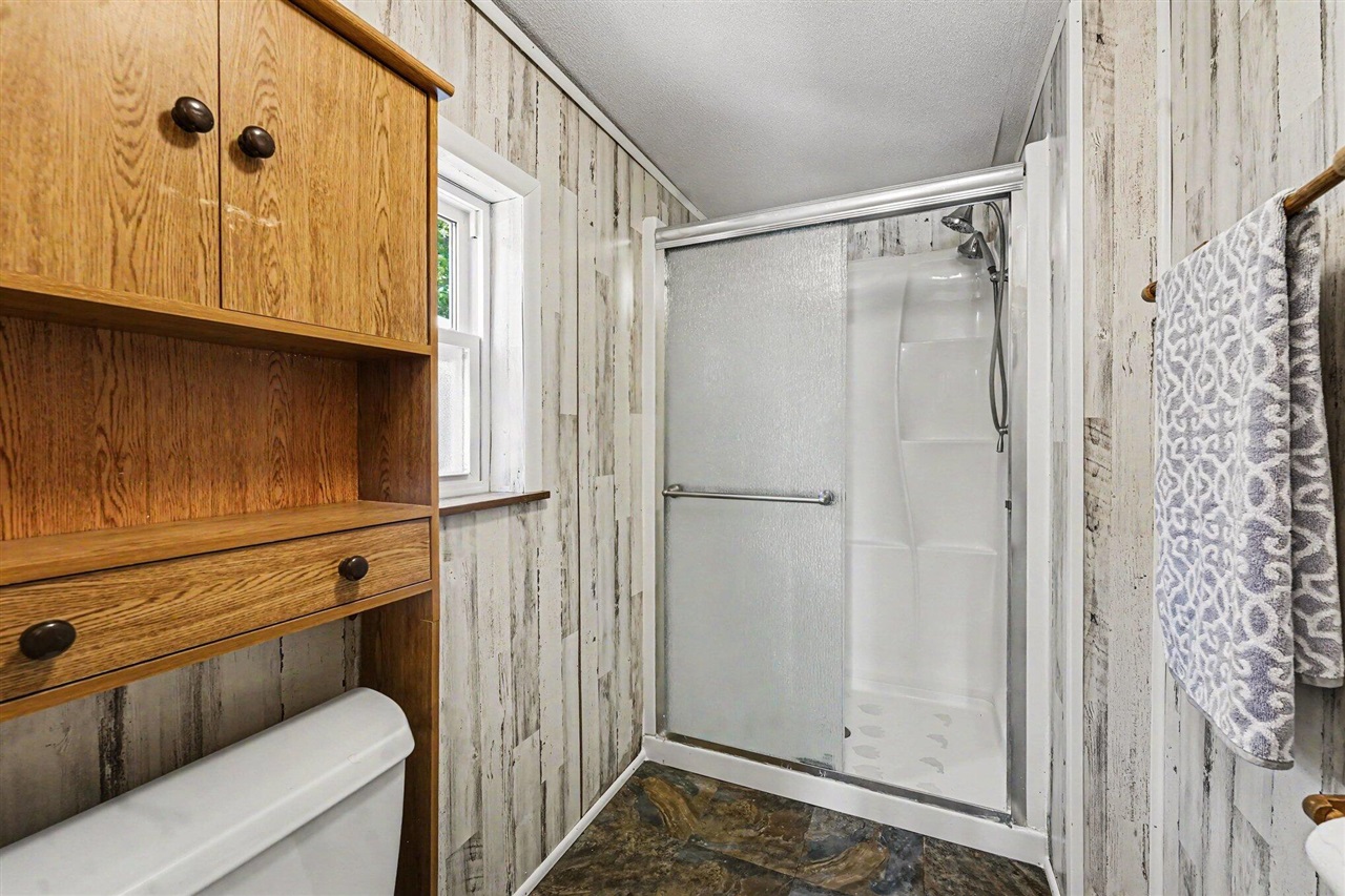 611 Connie Avenue Property Photo 15