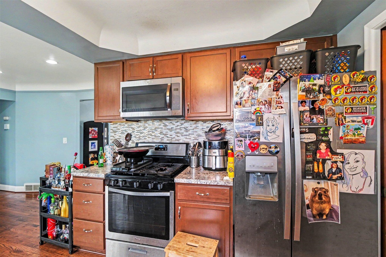 8271 Stanley Drive Property Photo 11