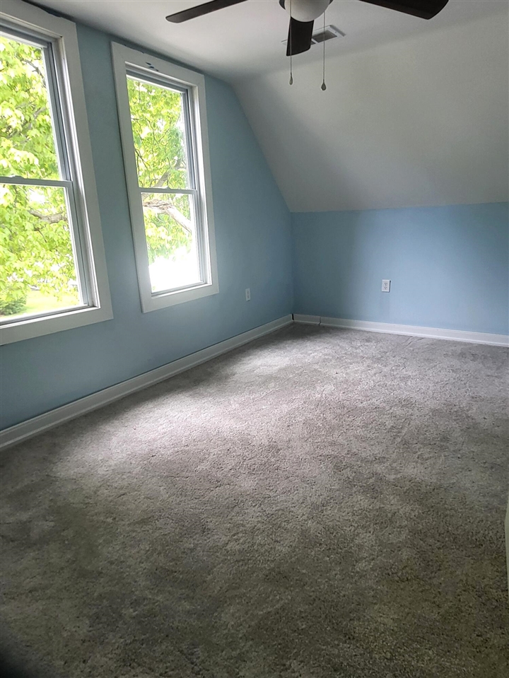 805 High Street Property Photo 11