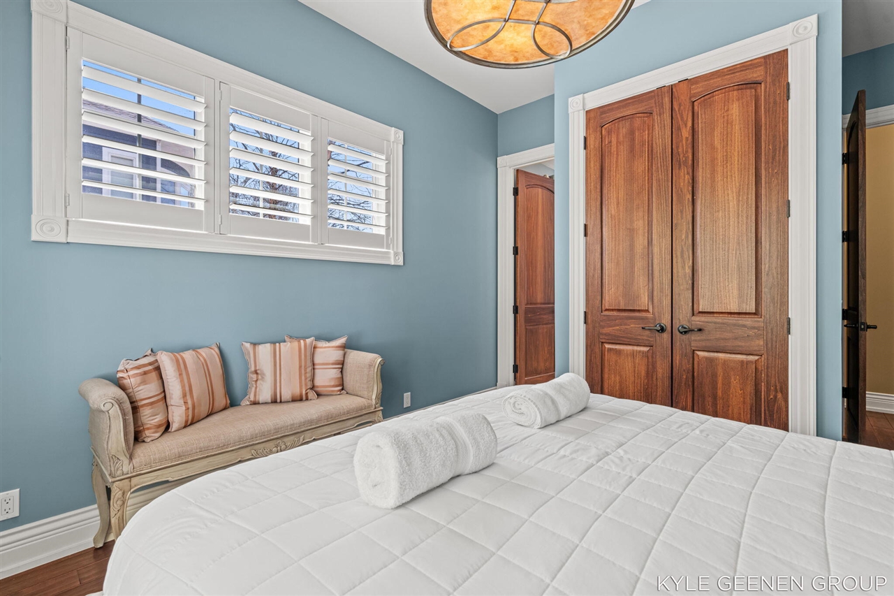 2817 Lakeshore Drive Property Photo 45