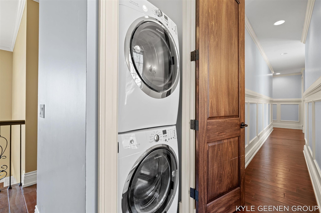 2817 Lakeshore Drive Property Photo 56