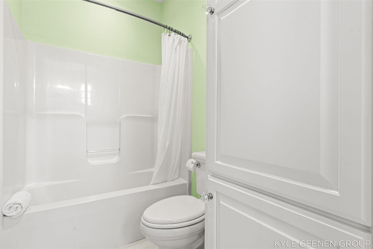 2817 Lakeshore Drive Property Photo 61