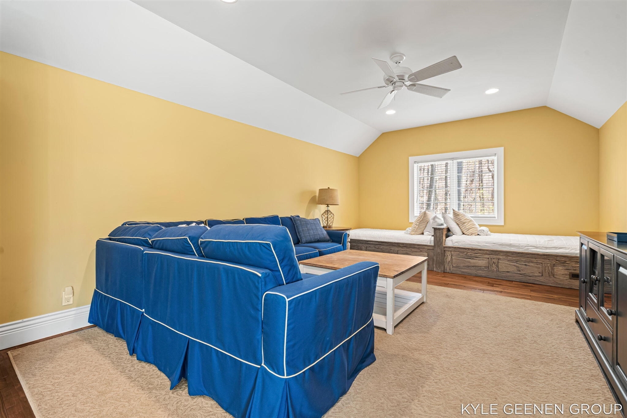 2817 Lakeshore Drive Property Photo 64