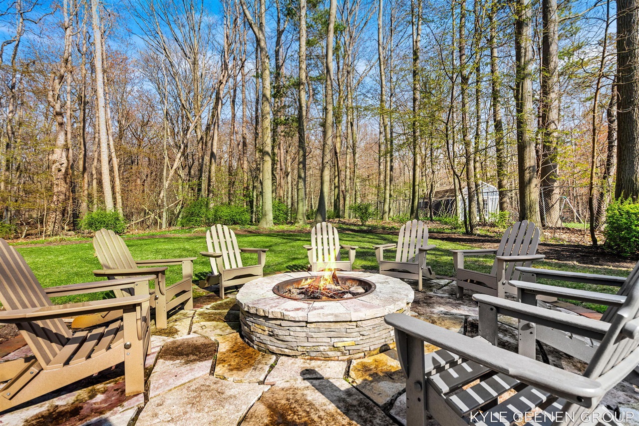2817 Lakeshore Drive Property Photo 71