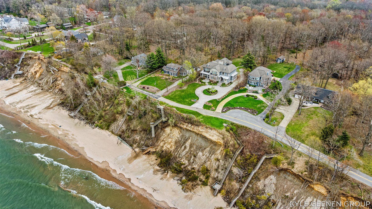 2817 Lakeshore Drive Property Photo 81