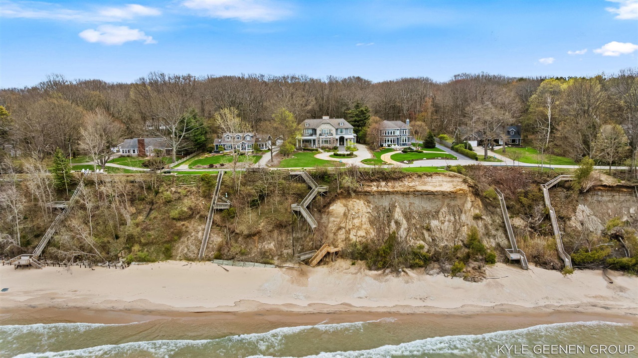 2817 Lakeshore Drive Property Photo 83