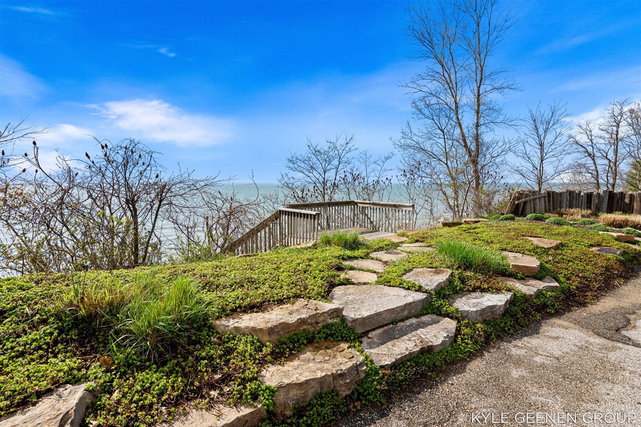 2817 Lakeshore Drive Property Photo 84