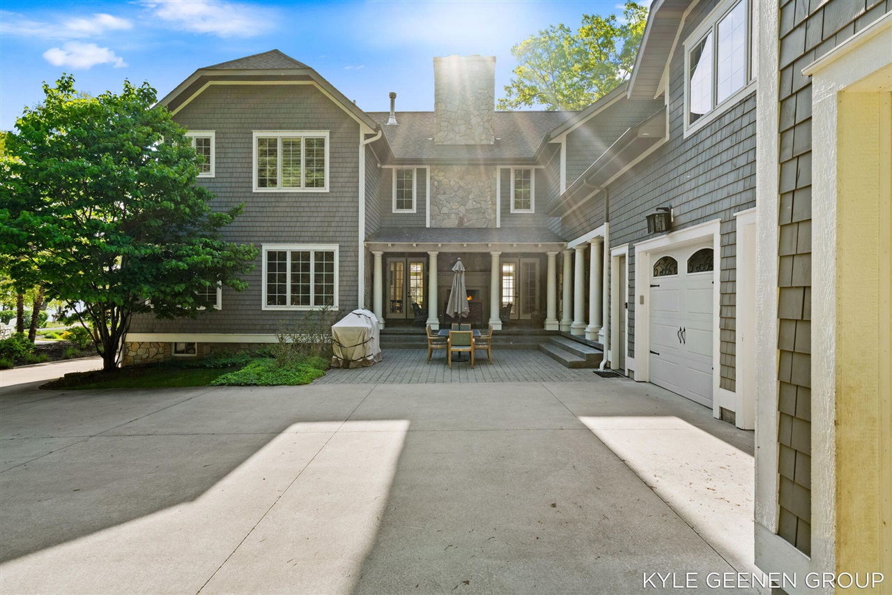 2817 Lakeshore Drive Property Photo 96