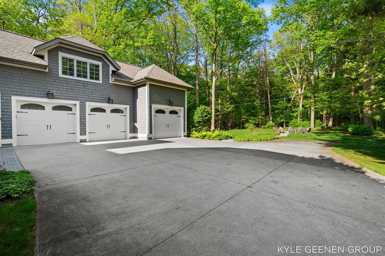 2817 Lakeshore Drive Property Photo 97