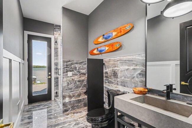 4630 E Gull Lake Drive Property Photo 39