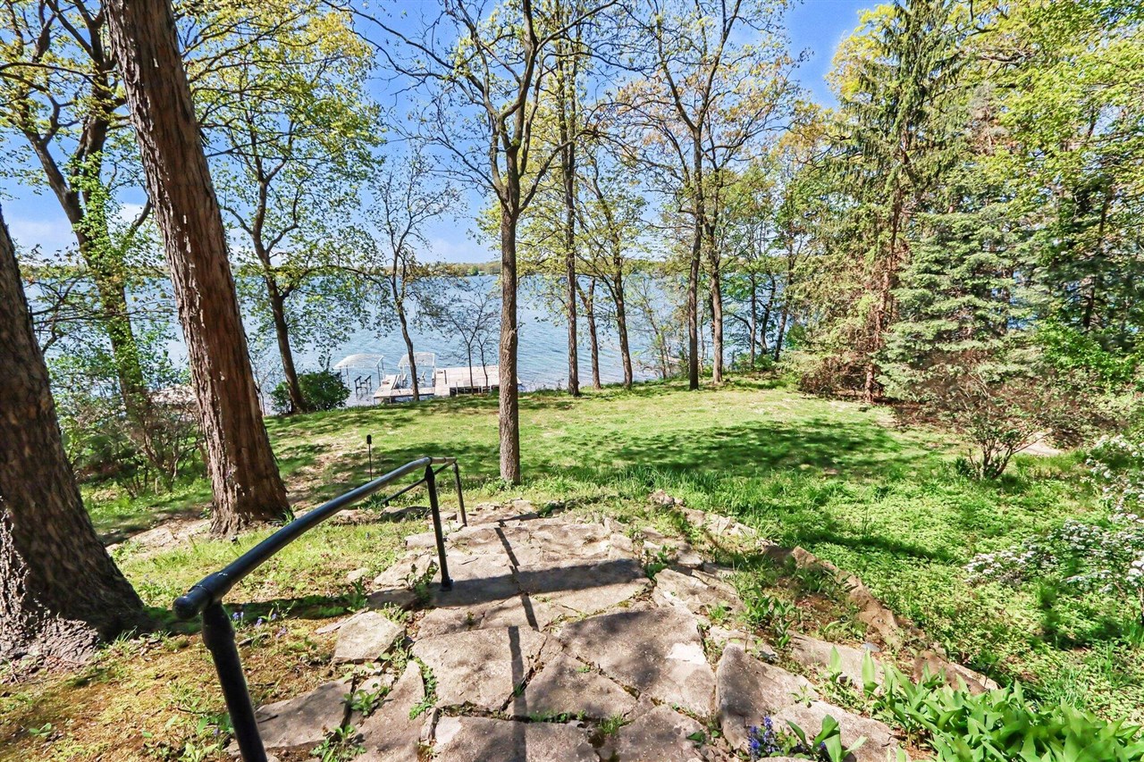 4630 E Gull Lake Drive Property Photo 47