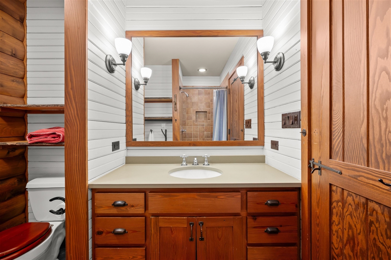 14657 Lakeshore Road Property Photo 30