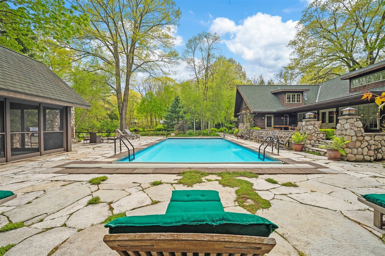 14657 Lakeshore Road Property Photo 49