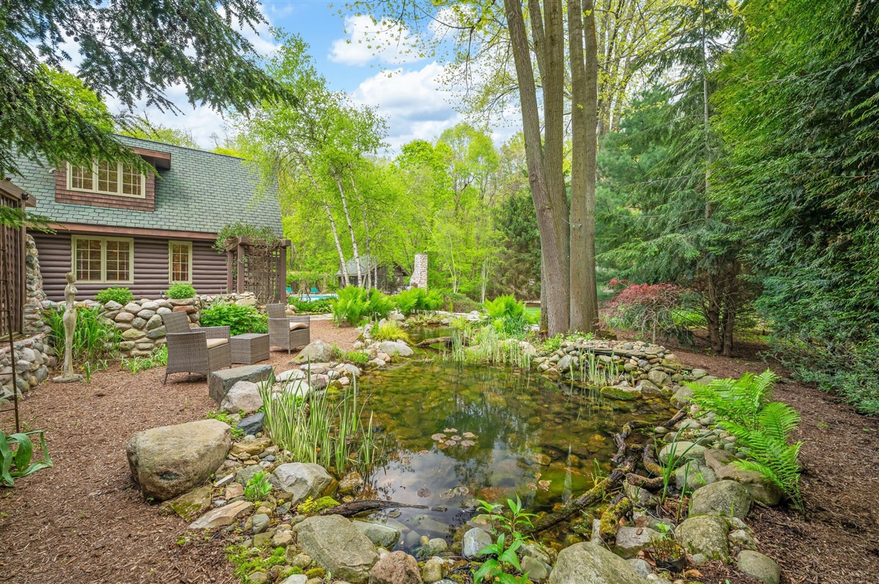 14657 Lakeshore Road Property Photo 54