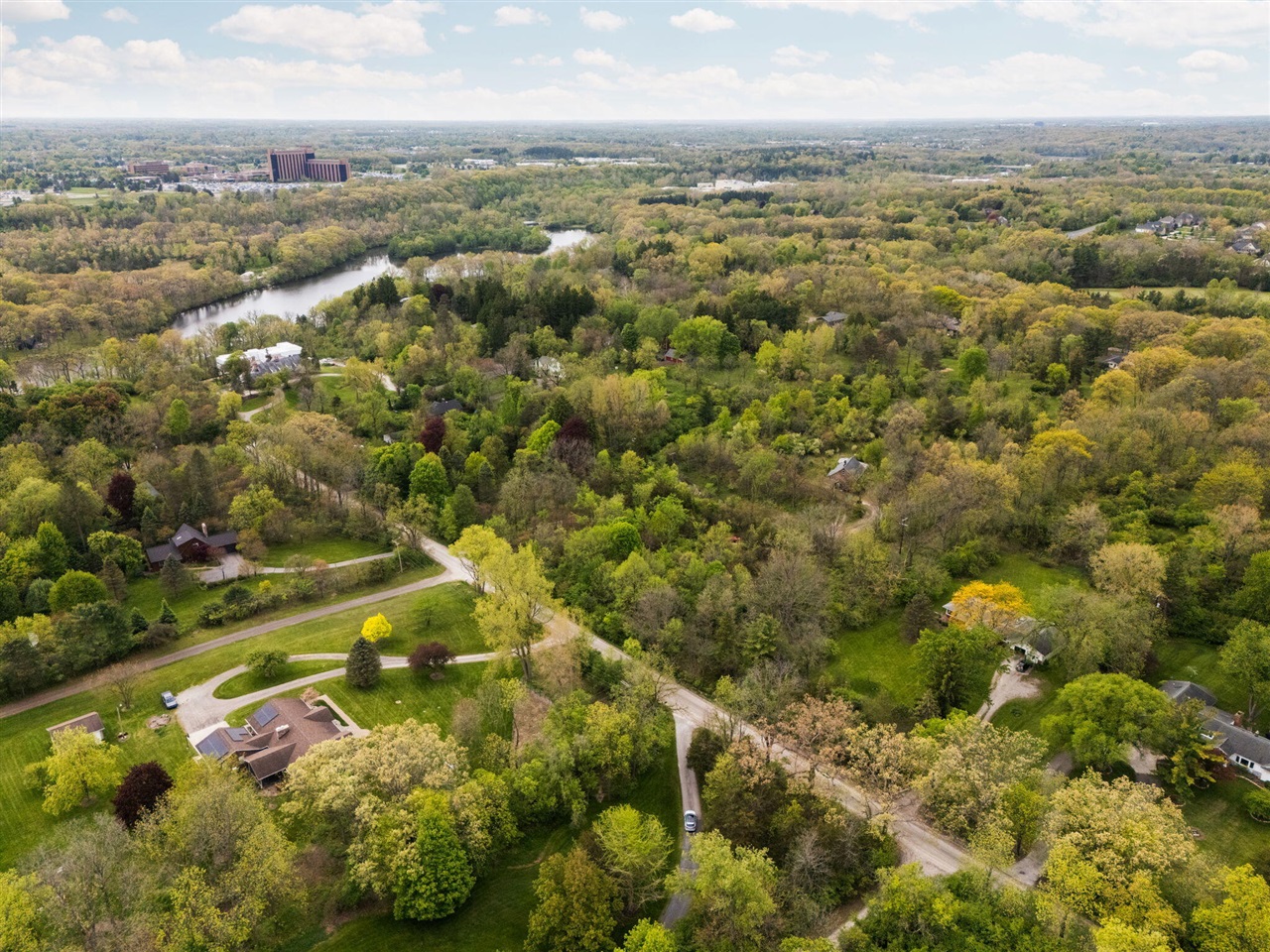 2203 Hickman Road Property Photo 3