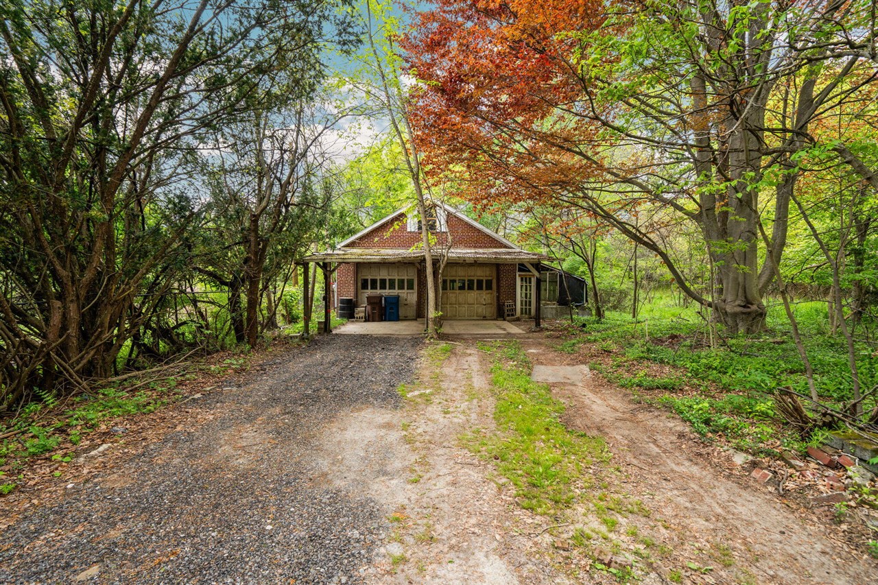 2203 Hickman Road Property Photo 53